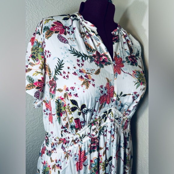 $110 ⭐️NEW Sz 24 3x fits 3x 4x Lane Bryant Satin Flutter Sleeve Ruffle Dress - Picture 8 of 12